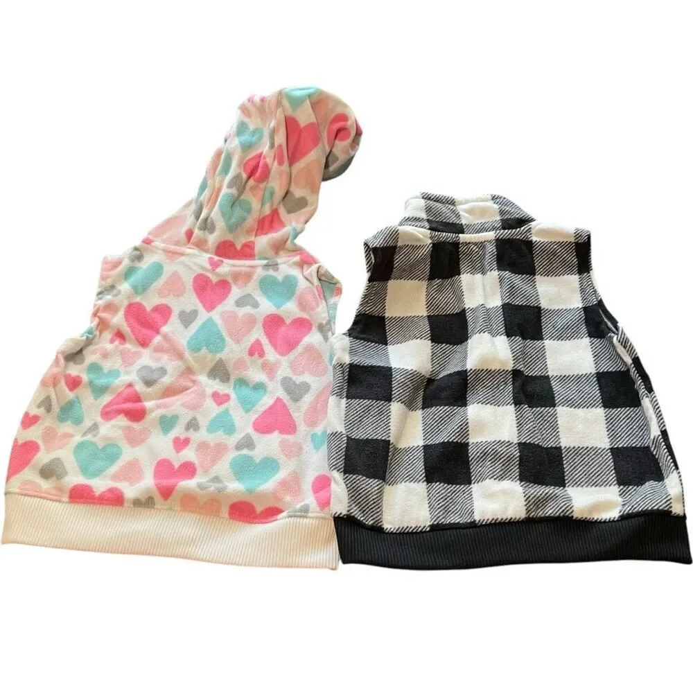 Bundle of 2 Carter’s Fleece Vests -‎ Size 18 months